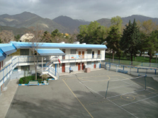 دبیرستان پسرانه غیردولتی توسعه در منطقه 3 آموزش و پرورش قرار دارد