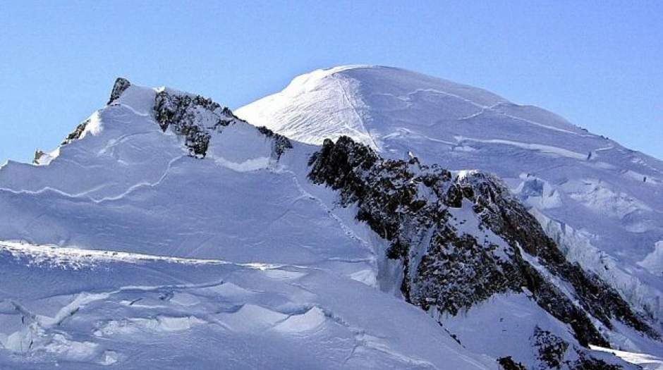 آب رفتن بلندترین قله اروپای غربی
