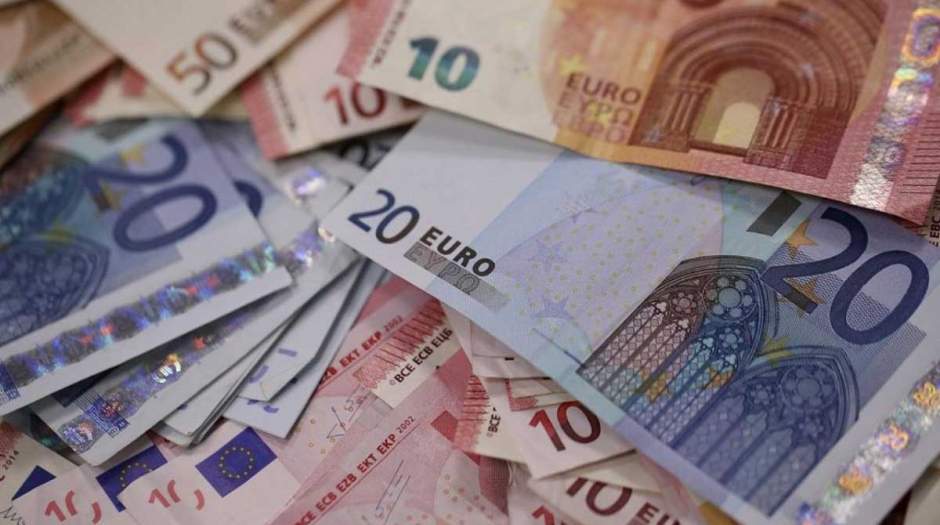قیمت دلار، یورو و پوند امروز شنبه ۷ خرداد