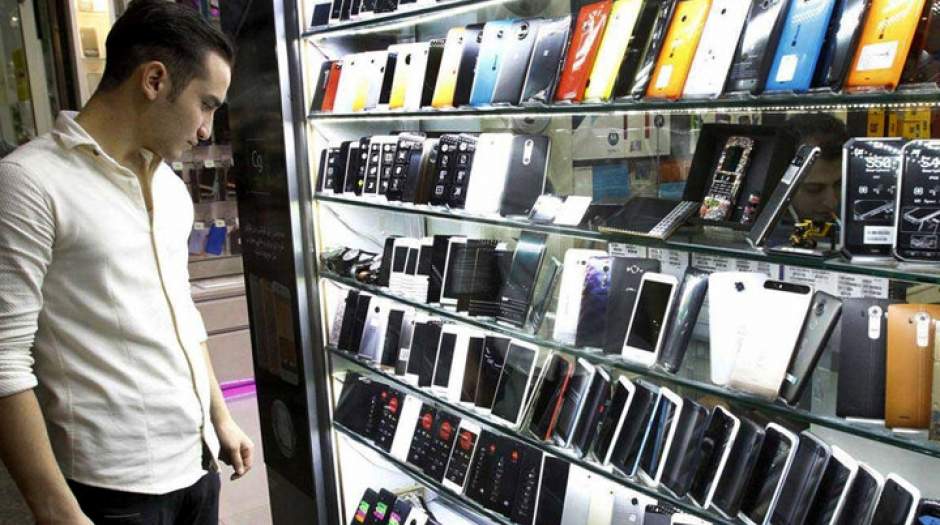قیمت روز انواع تلفن همراه در ۴ مرداد ۱۴۰۱