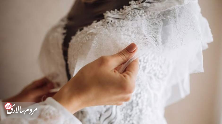 اصول تمیز کردن لباس عروس و نگهداری در خانه
