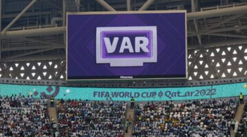 رای‌گیری برای حذف کامل VAR از فوتبال
