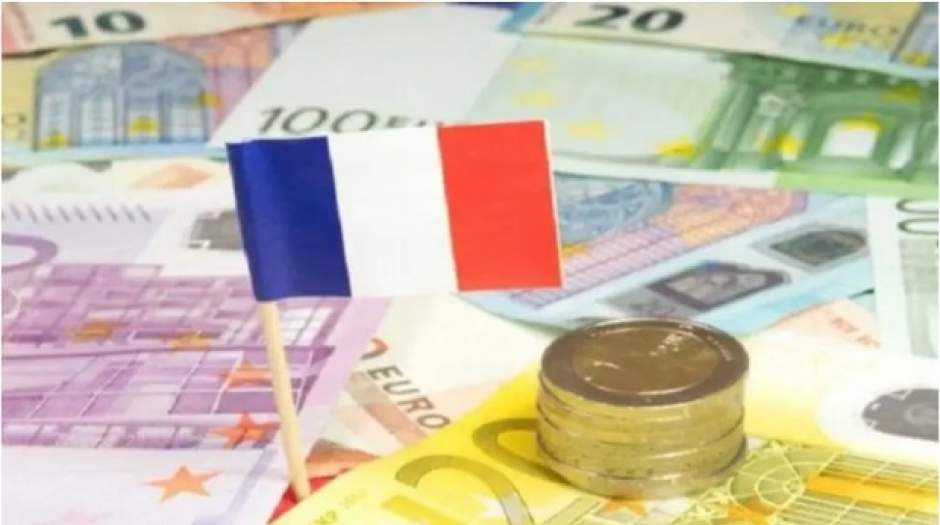 رئیس‌جمهور و نمایندگان مجلس فرانسه چقدر حقوق می‌گیرند؟