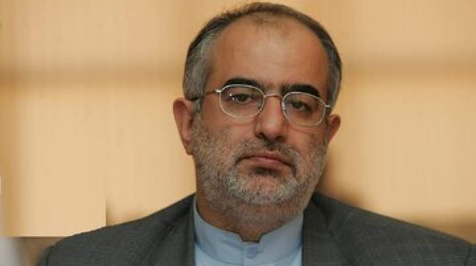 پاسخ حسام الدین آشنا به هشدار جلیلی علیه دولت پزشکیان