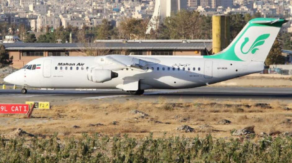 فرود سخت هواپیما در فرودگاه کرمان/آخرین وضعیت مسافران