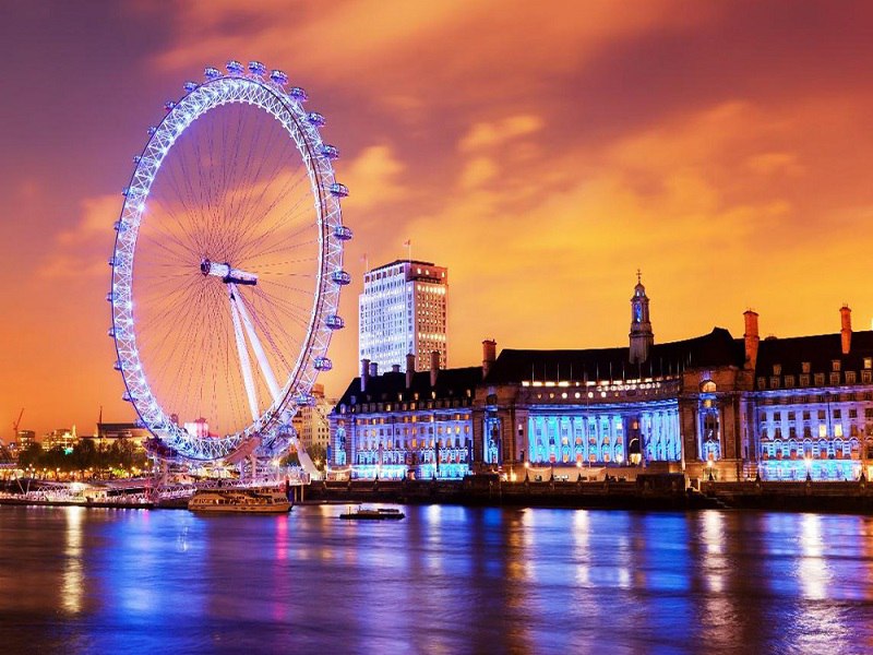 کشف جاذبه‌های تاریخی لندن: از برج لندن تا کاخ باکینگهام