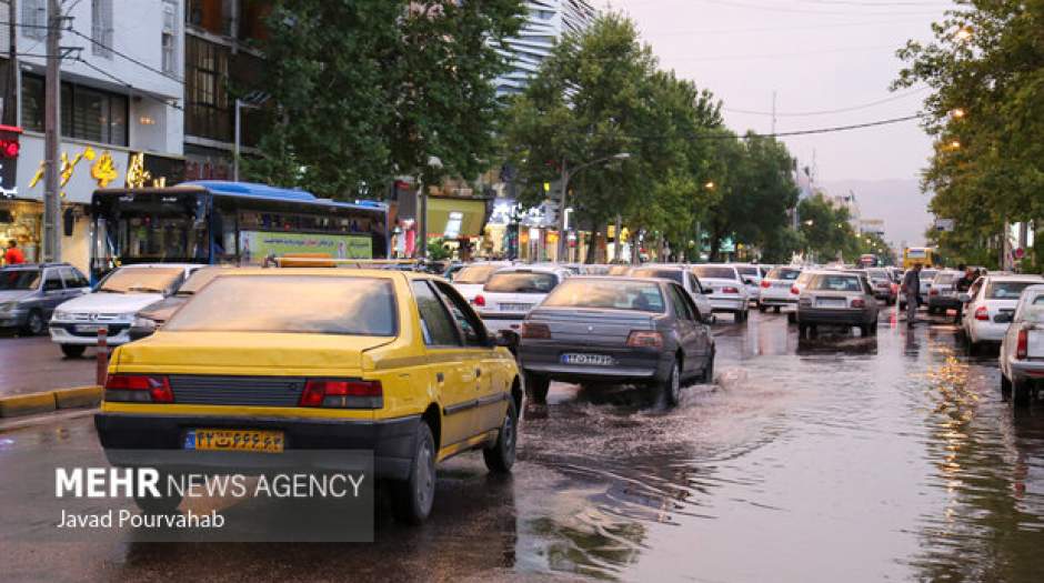 باران هم حریف آلودگی هوای تهران نشد؛ وضعیت هوا همچنان نارنجی